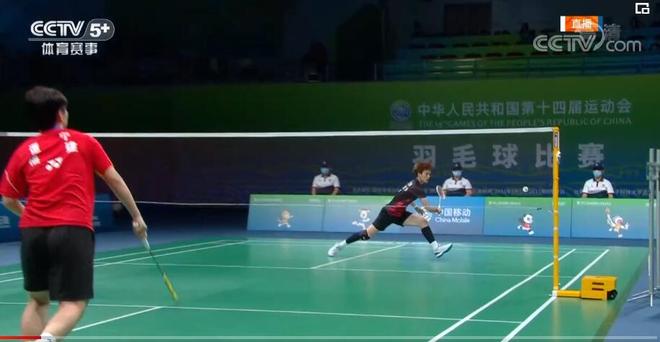 更以他的行 更以他的行