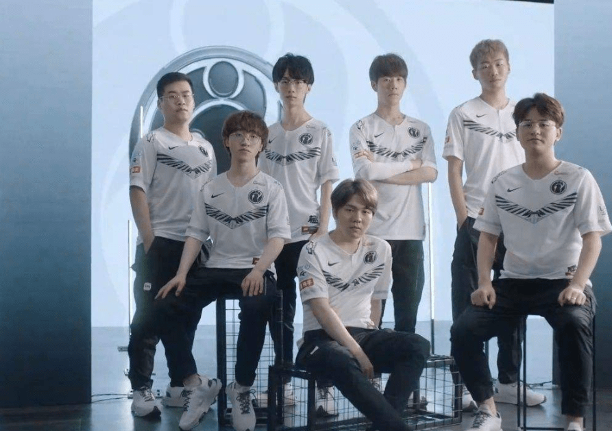 双16却无 双16却无